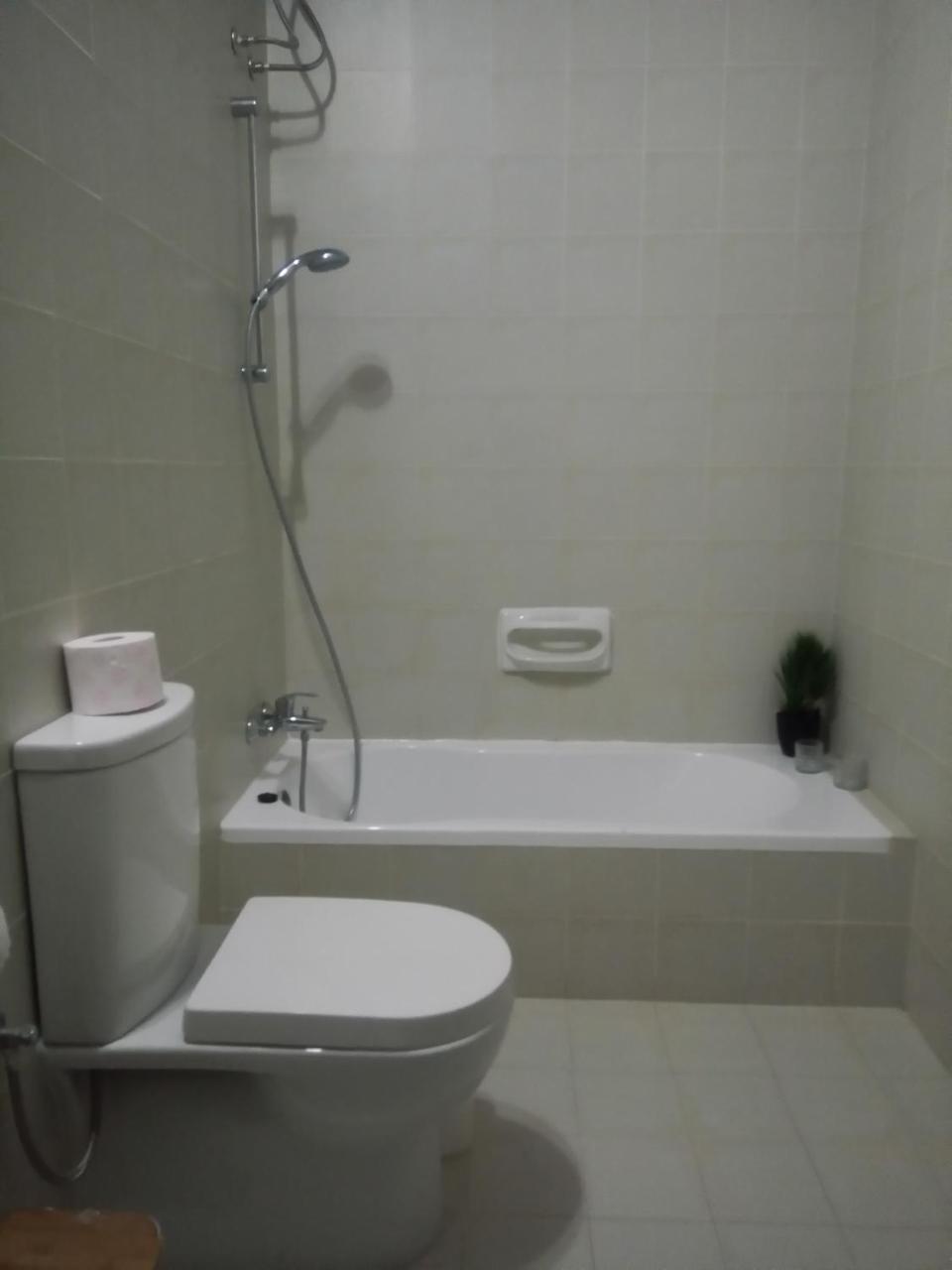Squadron Base Hotel Luqa Buitenkant foto